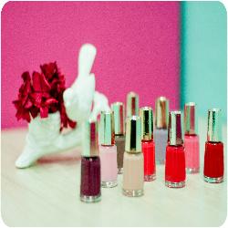 Baixar RECEITAS DE COSMÉTICOS E PRODUTOS DE LIMPEZA PARA FAZER EM CASA pdf, epub, eBook