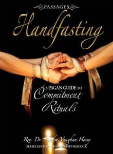 Baixar Passages handfasting: a pagan guide to pdf, epub, eBook