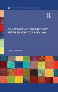 Baixar Constructing sovereignty between politics and law pdf, epub, eBook