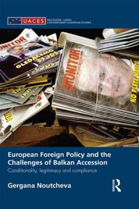 Baixar European foreign policy and the challenges of pdf, epub, eBook
