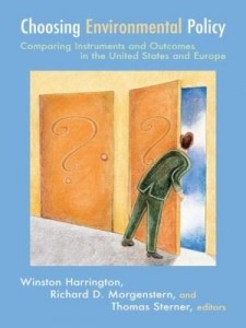 Baixar Choosing Environmental Policy: Comparing Instruments and Outcomes in the United States and Europe pdf, epub, eBook