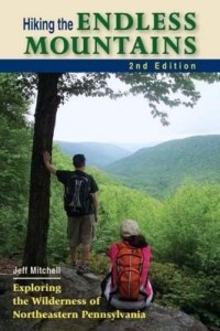 Baixar Hiking the Endless Mountains: Exploring the Wilderness of Northeastern Pennsylvania pdf, epub, eBook