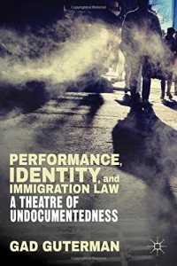 Baixar Performance, identity, and immigration law pdf, epub, eBook