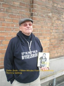 Baixar Zlatans smile: fifteen minutes from the pdf, epub, eBook