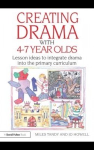 Baixar Creating Drama with 4-7 Year Olds: Lesson Ideas to Integrate Drama into the Primary Curriculum pdf, epub, eBook